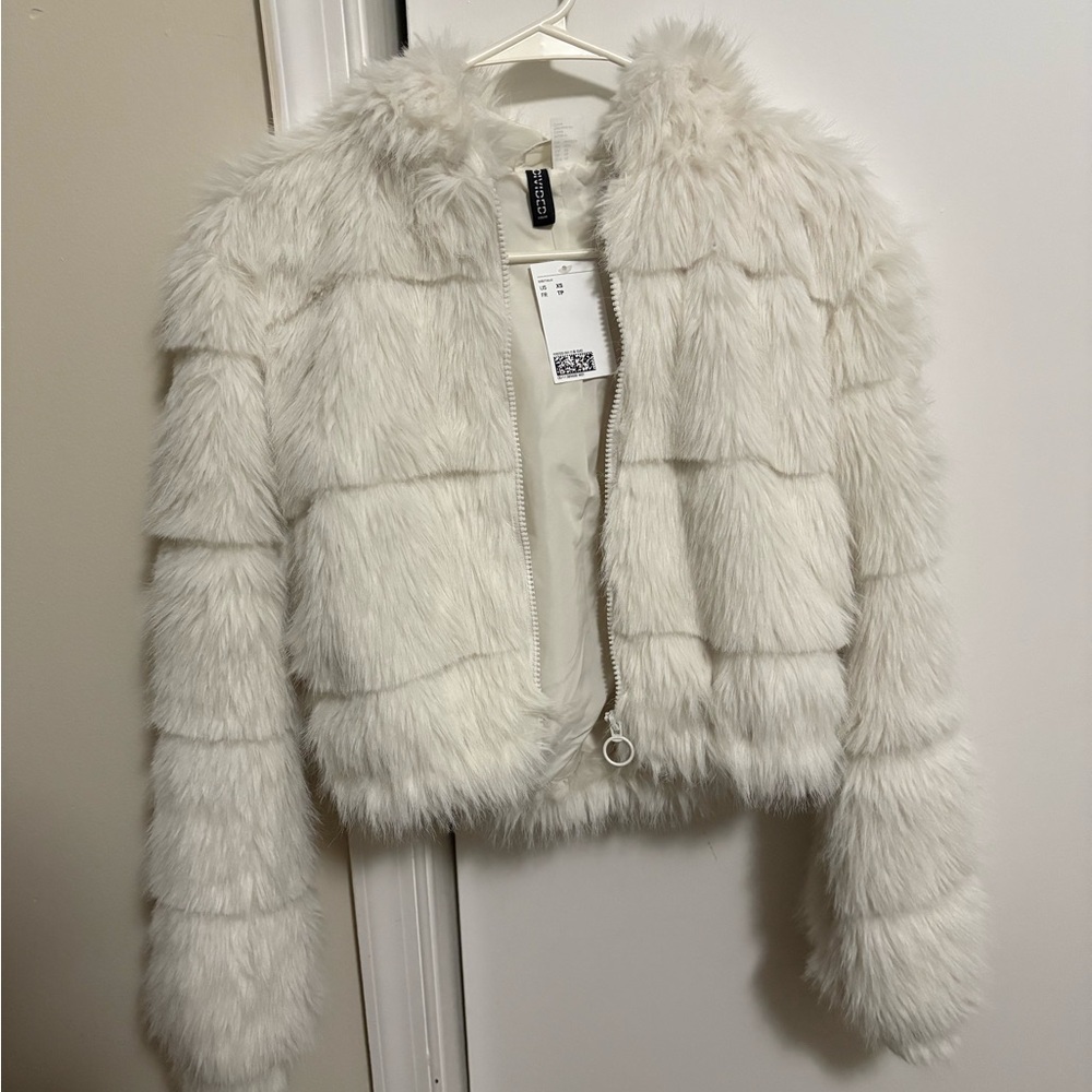 never worn. it was just too small for me. so soft and clean.
